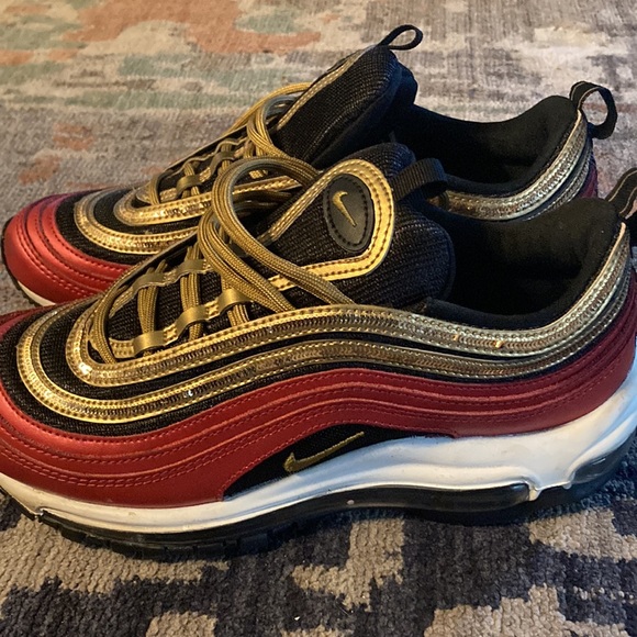 RED BLACK AND GOLD NIKES - Picture 2 of 6